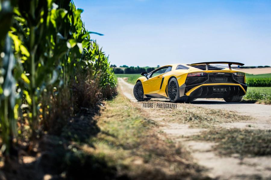 Lamborghini Aventador LP750-4 Superveloce 2015 года  (фото 40 из 49)